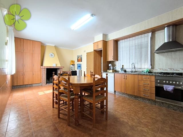 6 sovrum Hus till salu i Zurgena - 129 500 € (Ref: 10095757)