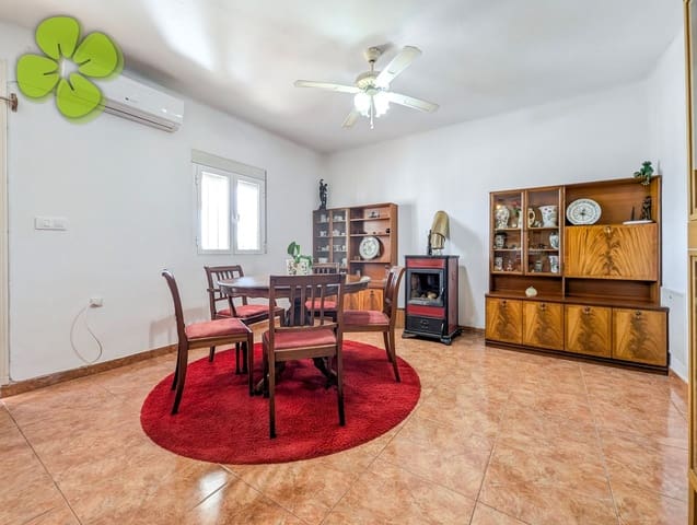 4 soveværelse Finca/Landehus til salg i Vélez-Rubio med swimmingpool garage - € 289.000 (Ref: 10103617)
