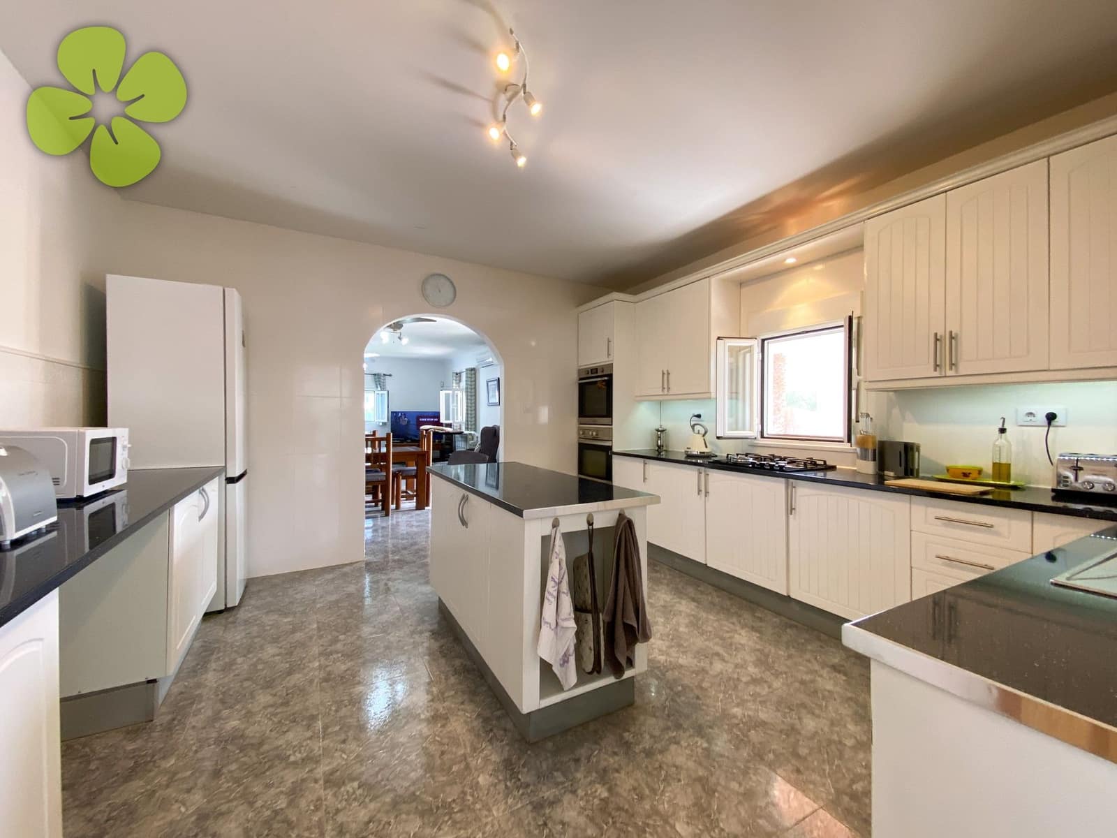 4 soverom Villa til salgs i Oria med svømmebasseng garasje - € 260 000 (Ref: 10136488)
