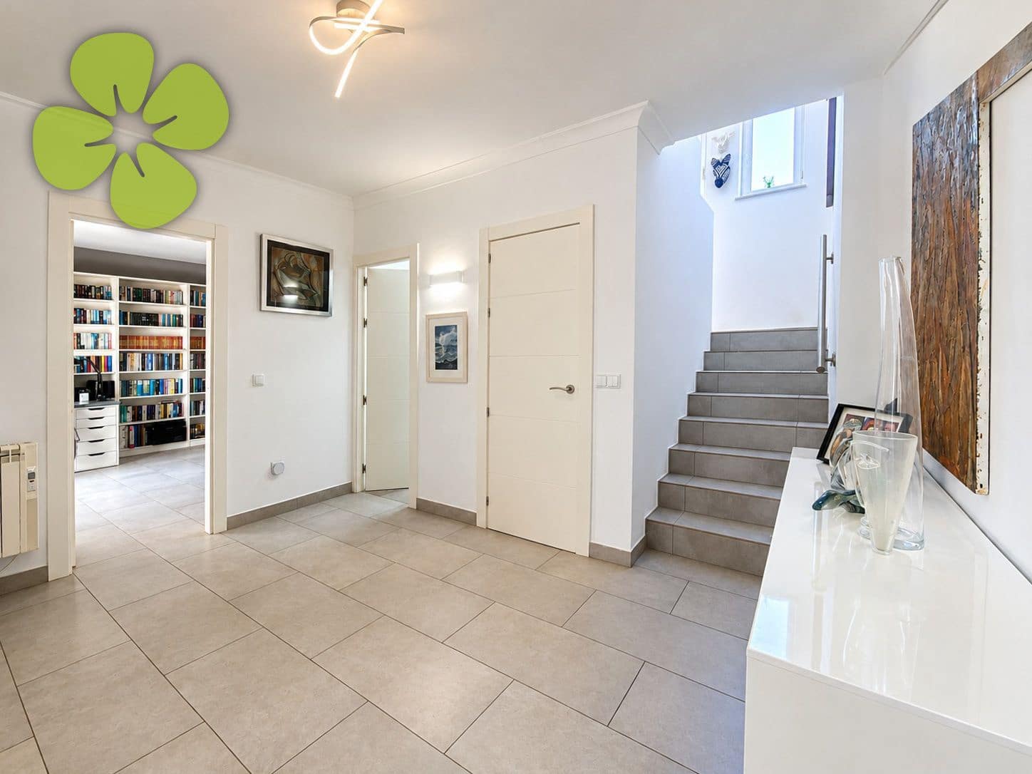 4 soverom Villa til salgs i Burjulu med svømmebasseng - € 465 000 (Ref: 10136619)
