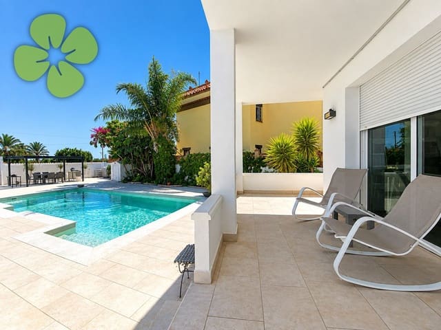 4 soverom Villa til salgs i Burjulu, Cuevas del Almanzora med svømmebasseng - € 465 000 (Ref: 10136619)