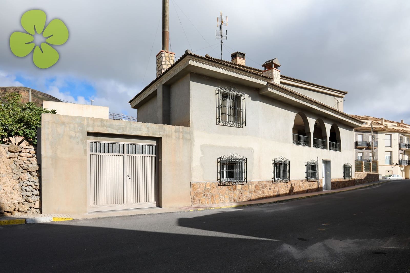 7 soveværelse Byhus til salg i Oria - € 499.000 (Ref: 10172160)