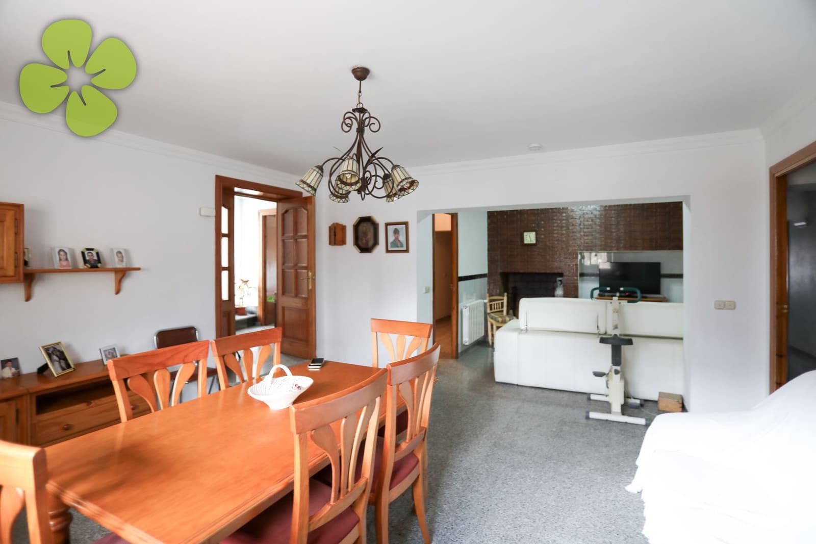 7 soveværelse Byhus til salg i Oria - € 499.000 (Ref: 10172160)