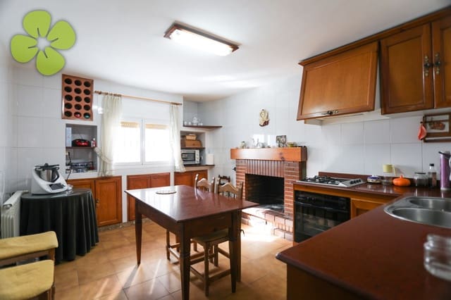 7 soveværelse Byhus til salg i Oria - € 499.000 (Ref: 10172160)