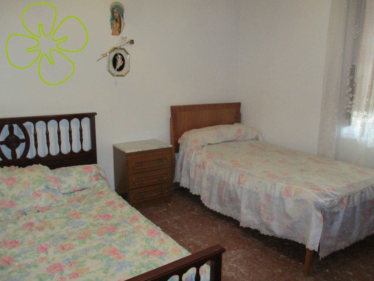 7 slaapkamer Huis te koop in Pocicas - € 126.500 (Ref: 5481266)