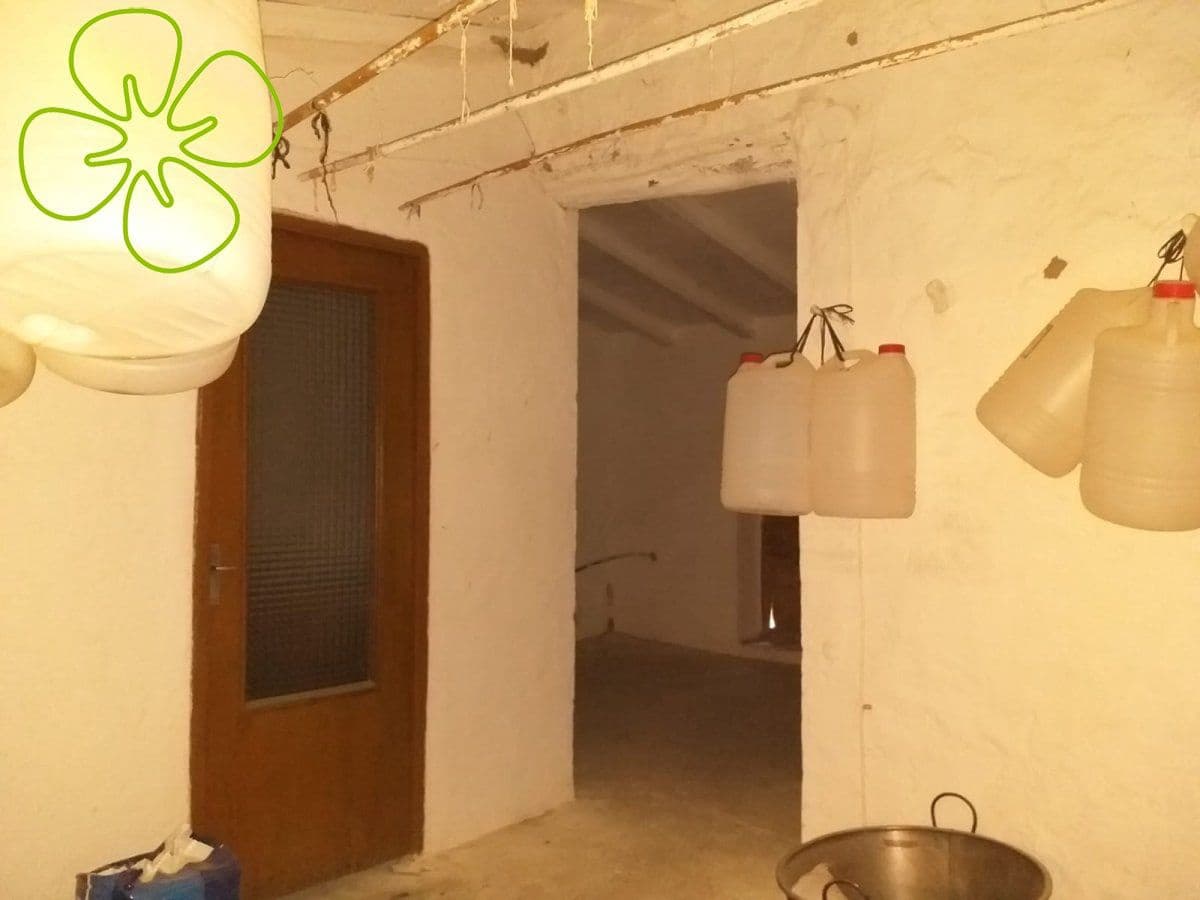 4 soveværelse Finca/Landehus til salg i Arboleas - € 75.000 (Ref: 6190024)