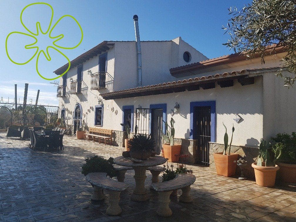 4 soveværelse Finca/Landehus til salg i Lorca - € 315.000 (Ref: 6190082)