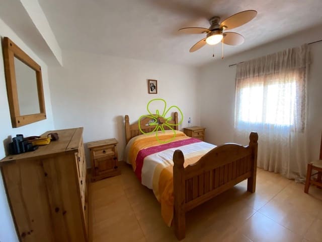 3 soveværelse Villa til salg i Zurgena med swimmingpool garage - € 269.995 (Ref: 6190095)