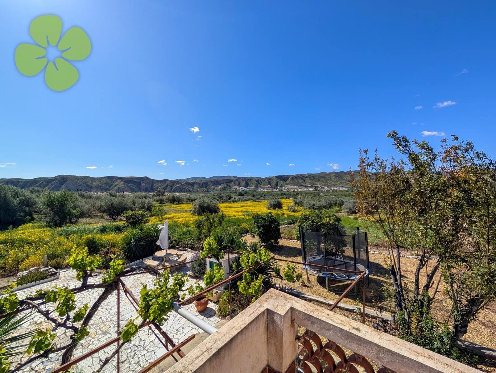 8 sypialnia Finka/Dom wiejski na sprzedaż w Arboleas z garażem - 199 950 € (Ref: 6342577)