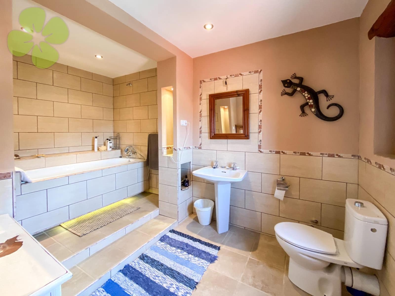 7 slaapkamer Finca/Landhuis te koop in Chirivel - € 279.995 (Ref: 6628040)