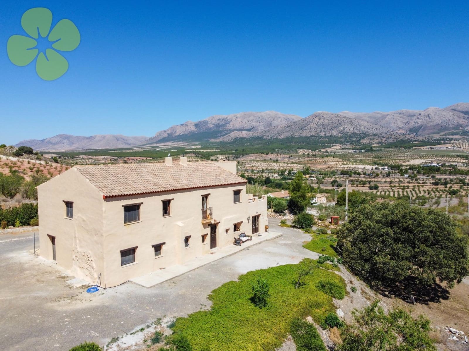 7 slaapkamer Finca/Landhuis te koop in Chirivel - € 279.995 (Ref: 6628040)