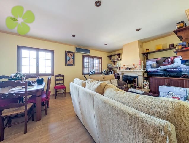 5 Zimmer Villa zu verkaufen in La Alfoquia, Zurgena mit Pool Garage - 249.950 € (Ref: 7023175)