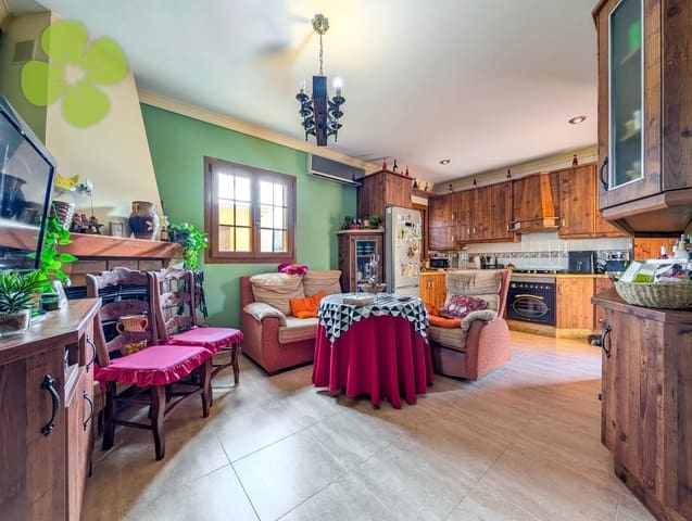 5 Zimmer Villa zu verkaufen in La Alfoquia, Zurgena mit Pool Garage - 249.950 € (Ref: 7023175)