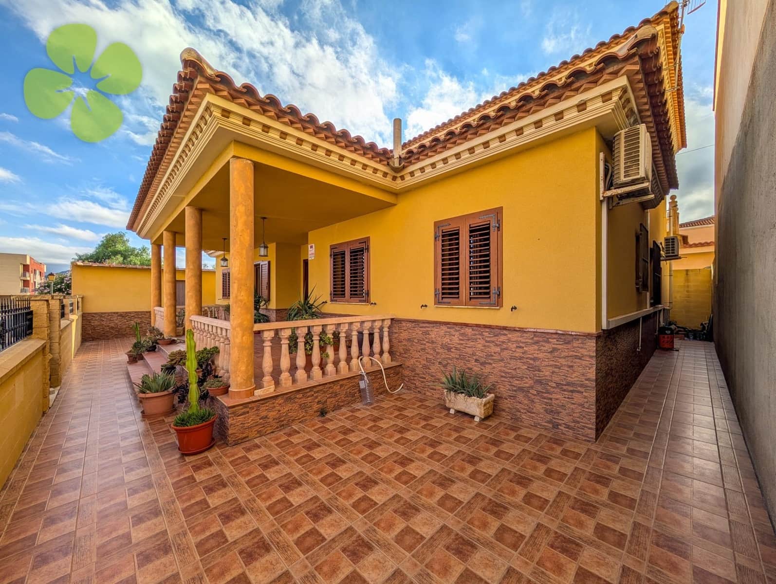 5 chambre Villa/Maison à vendre à La Alfoquia avec piscine garage - 249 950 € (Ref: 7023175)