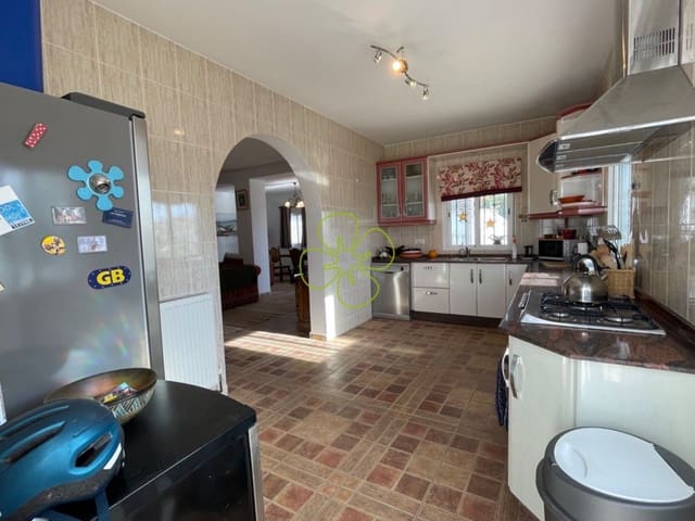 4 slaapkamer Villa te koop in Oria met zwembad - € 274.995 (Ref: 7304348)