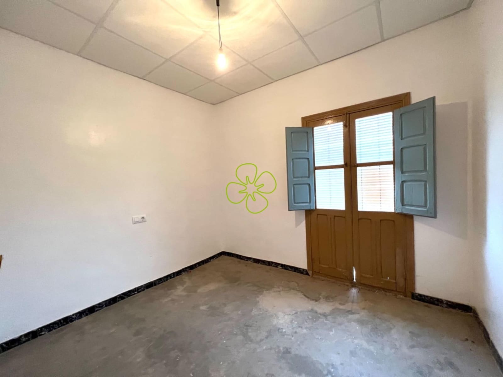 6 soverom Hus til salgs i Chercos - € 74 990 (Ref: 7390764)