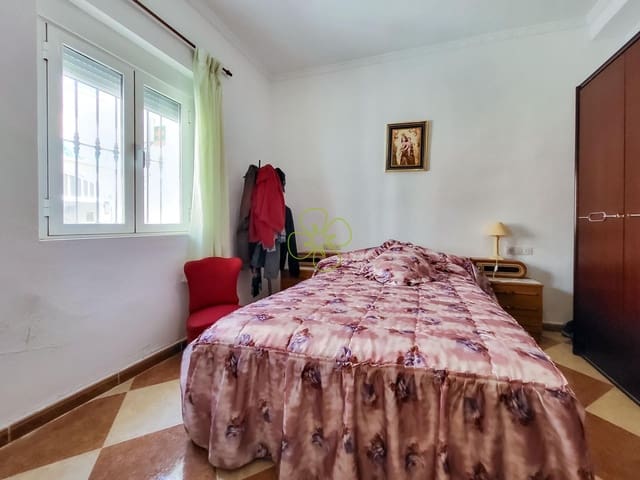 5 soveværelse Byhus til salg i Partaloa med garage - € 149.999 (Ref: 7393582)