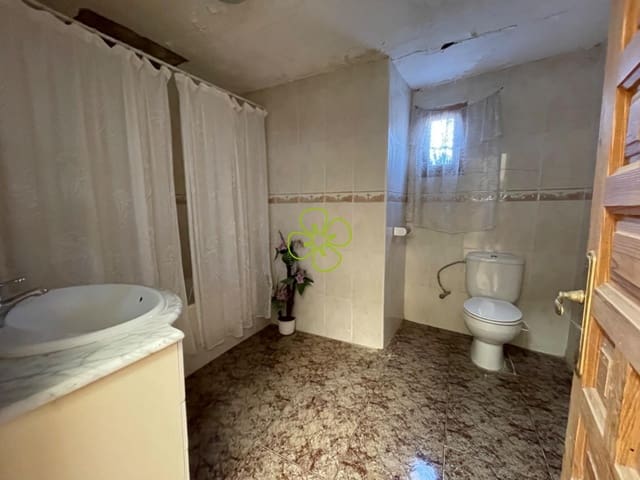 4 slaapkamer Finca/Landhuis te koop in Los Cerricos, Oria - € 123.000 (Ref: 7522558)