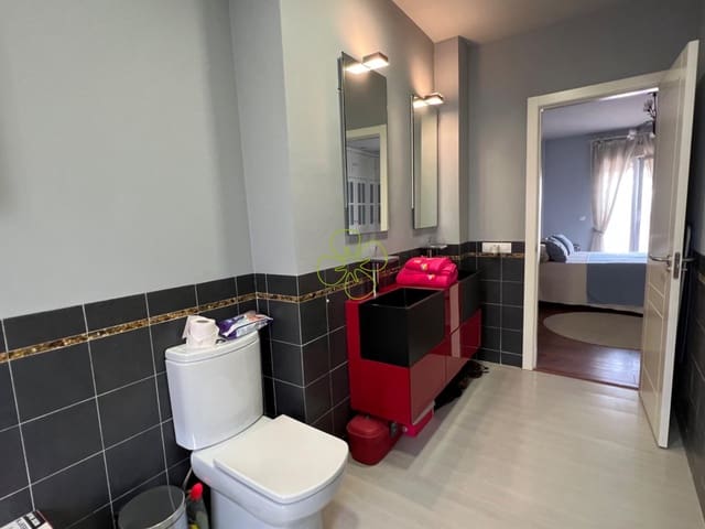 3 slaapkamer Flat te koop in Albox met garage - € 159.000 (Ref: 7593276)