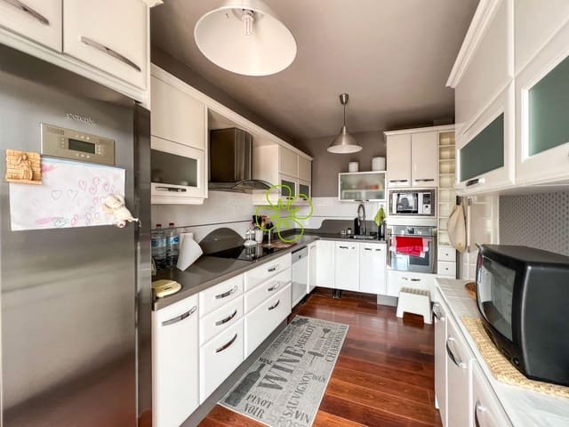 3 slaapkamer Flat te koop in Albox met garage - € 159.000 (Ref: 7593276)