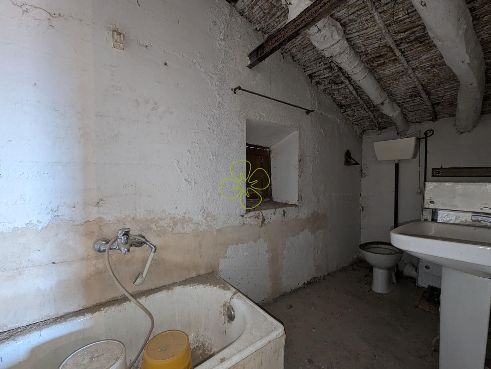 4 soverom Hus til salgs i Oria - € 45 000 (Ref: 7979509)