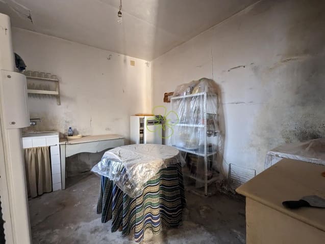 4 soverom Hus til salgs i Oria - € 45 000 (Ref: 7979509)