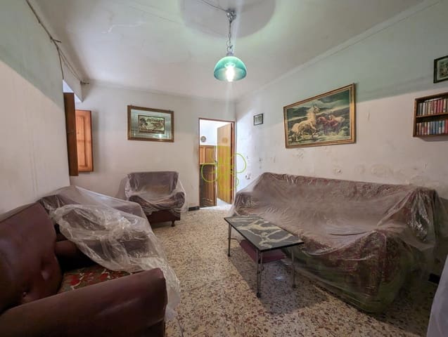 4 soverom Hus til salgs i Oria - € 45 000 (Ref: 7979509)