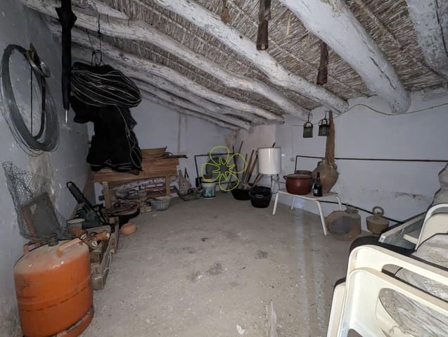 4 soverom Hus til salgs i Oria - € 45 000 (Ref: 7979509)