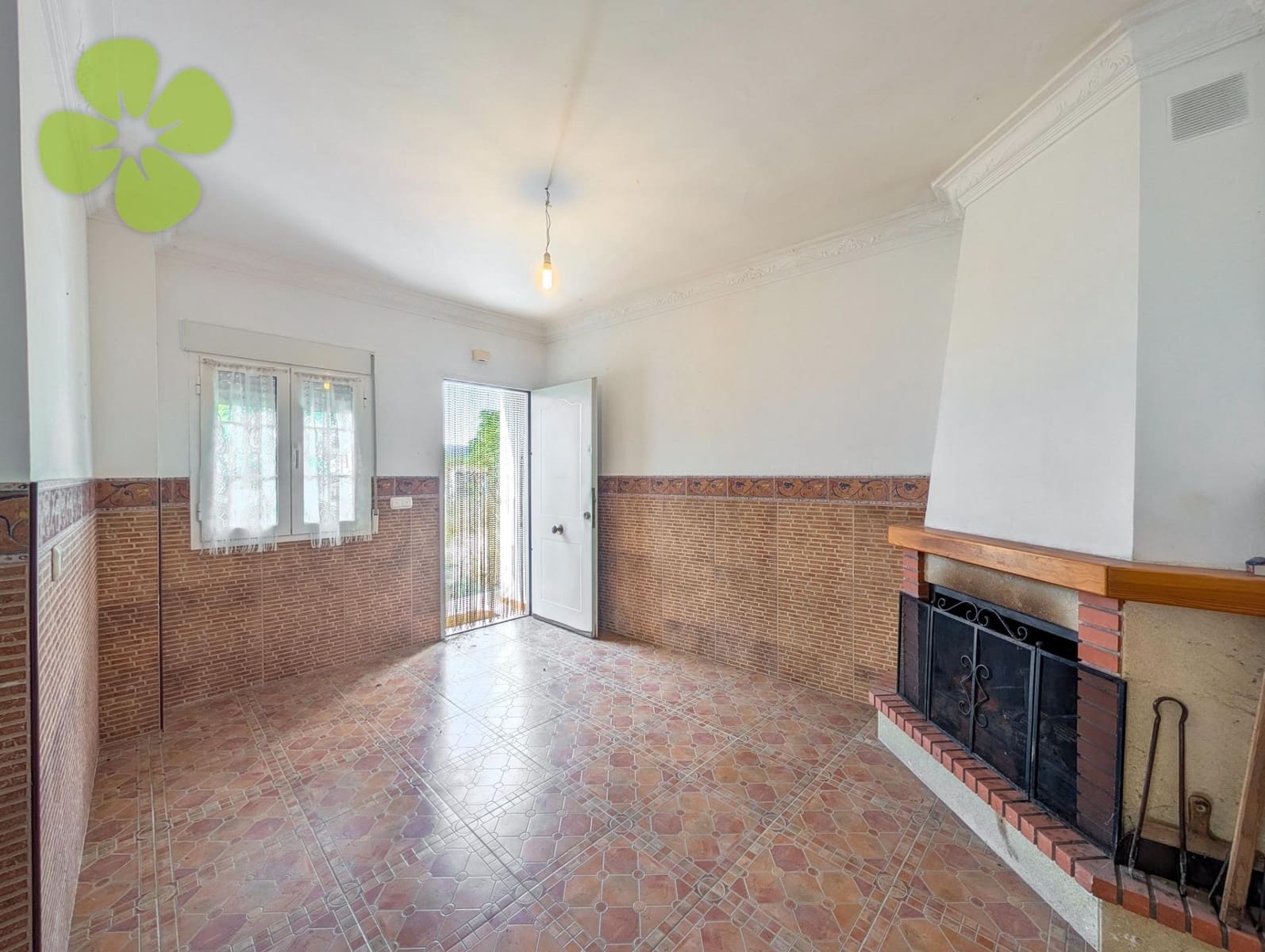 3 soveværelse Villa til salg i Oria med garage - € 80.000 (Ref: 8040256)