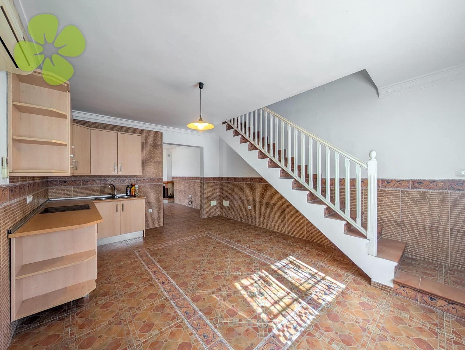 3 soveværelse Villa til salg i Oria med garage - € 80.000 (Ref: 8040256)