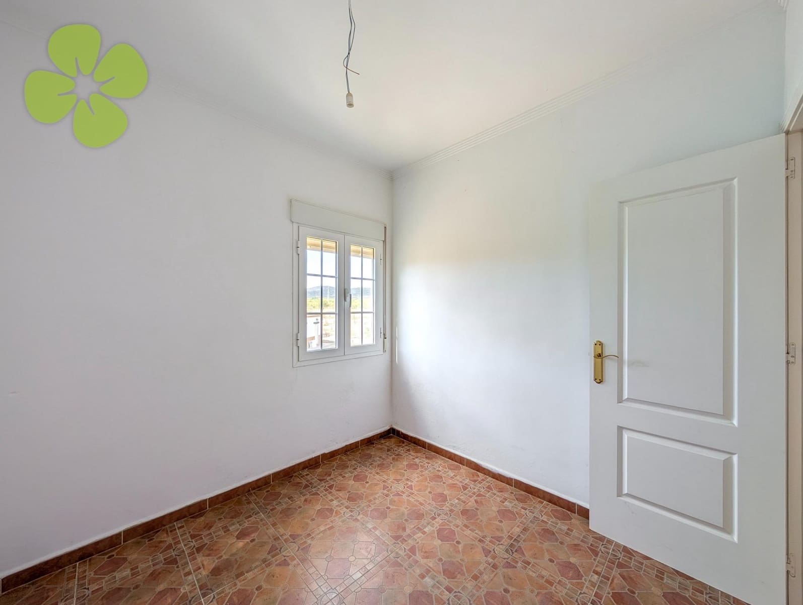 3 soveværelse Villa til salg i Oria med garage - € 80.000 (Ref: 8040256)