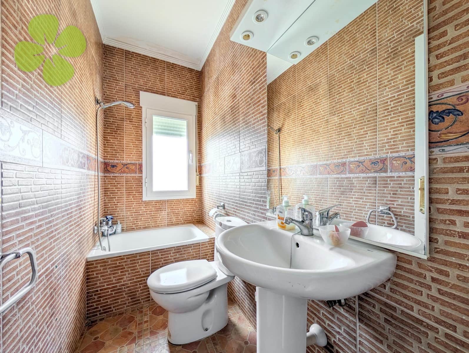 3 soveværelse Villa til salg i Oria med garage - € 80.000 (Ref: 8040256)