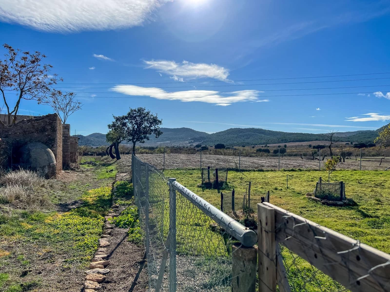 3 soveværelse Villa til salg i Oria med garage - € 80.000 (Ref: 8040256)