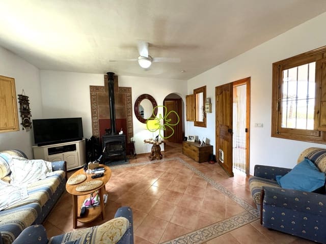 3 quarto Moradia para venda em Arboleas com piscina - 215 000 € (Ref: 8365970)