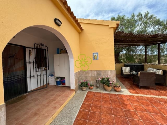 3 quarto Moradia para venda em Arboleas com piscina - 215 000 € (Ref: 8365970)