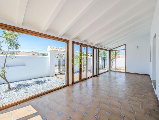 5 quarto Moradia para venda em Arboleas com piscina - 299 995 € (Ref: 8370958)
