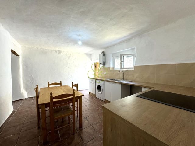 3 soverom Hus til salgs i Oria - € 59 950 (Ref: 8407086)