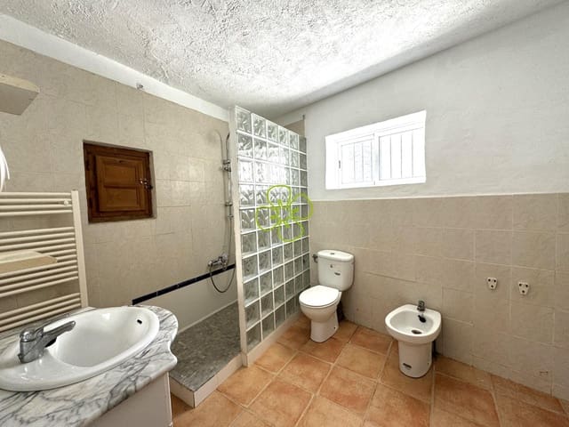 4 chambre Finca/Maison de Campagne à vendre à Albanchez - 174 995 € (Ref: 8473878)