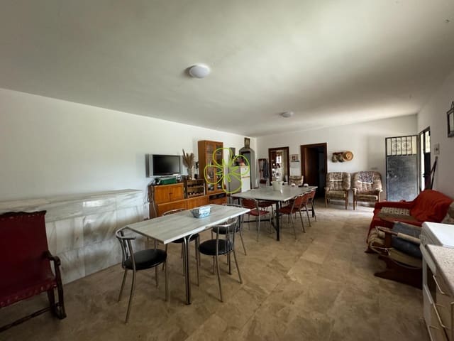 5 soveværelse Finca/Landehus til salg i Purchena med swimmingpool garage - € 175.000 (Ref: 8668388)