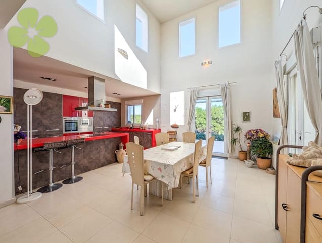 3 soveværelse Villa til salg i Puerto Lumbreras med swimmingpool garage - € 399.995 (Ref: 8741810)