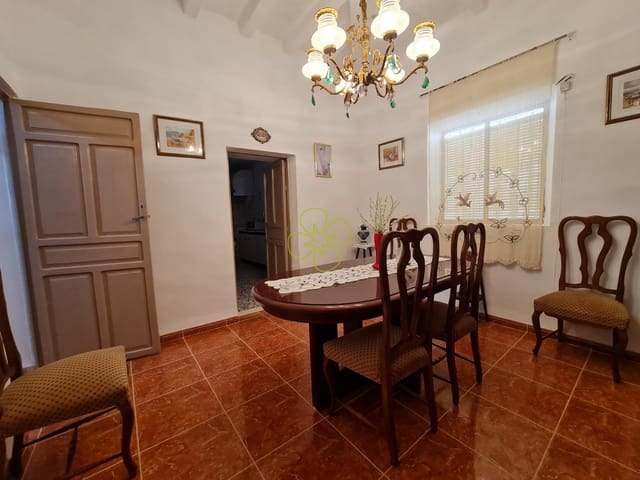 4 soverom Hus til salgs i Oria - € 80 000 (Ref: 8773531)