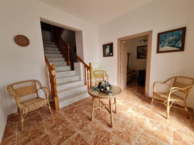 4 soverom Hus til salgs i Oria - € 80 000 (Ref: 8773531)