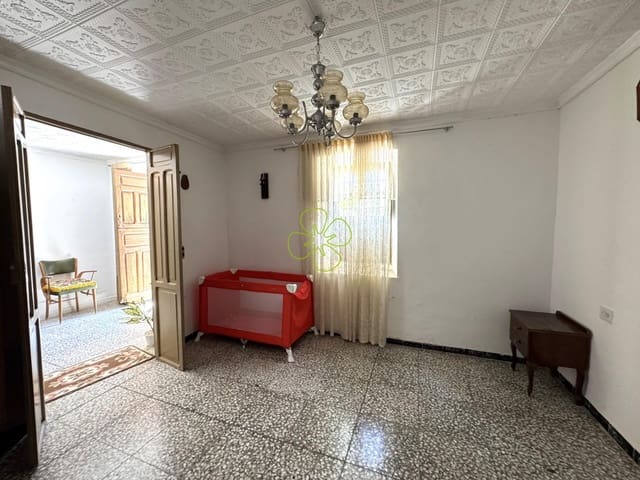 5 soveværelse Finca/Landehus til salg i Oria med garage - € 108.000 (Ref: 9005230)