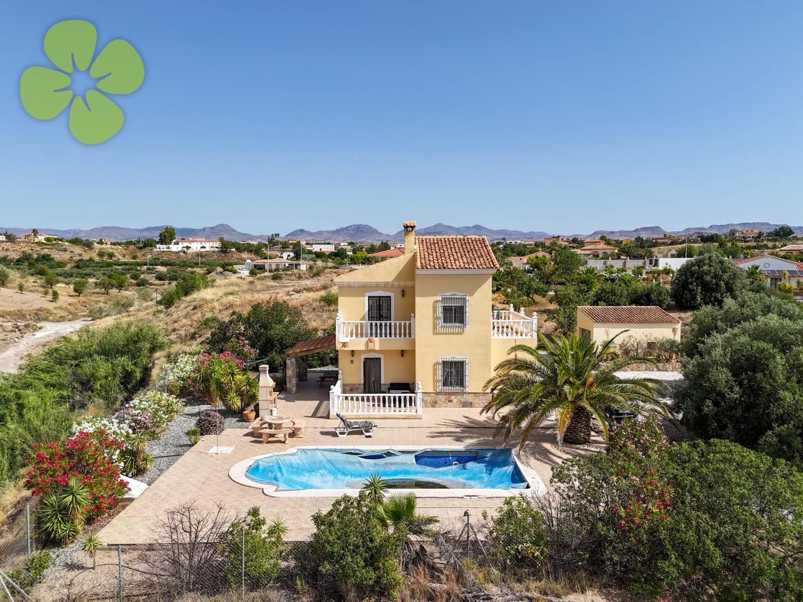 3 bedroom Villa for sale in Albox with garage - € 239,995 (Ref: 9085425)