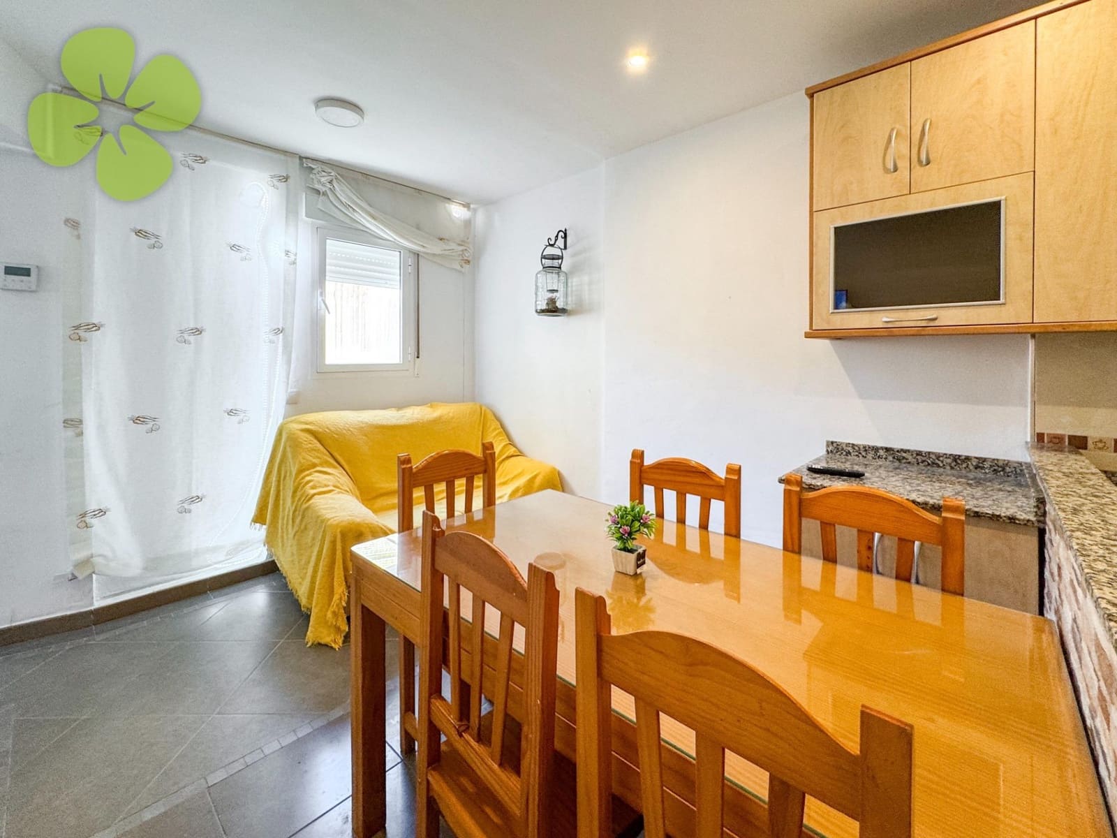 4 soverom Leilighet til salgs i Albox med garasje - € 99 000 (Ref: 9089952)