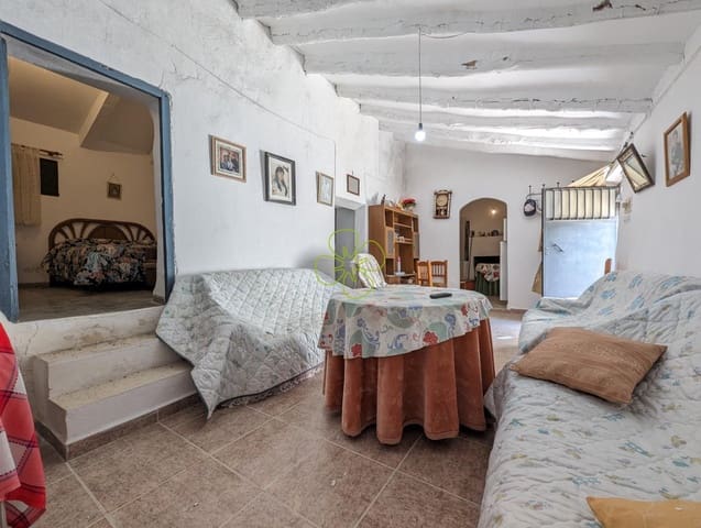 3 slaapkamer Finca/Landhuis te koop in Oria - € 108.000 (Ref: 9106647)