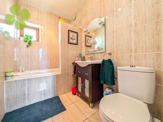 4 soveværelse Finca/Landehus til salg i Los Cerricos, Oria - € 145.000 (Ref: 9132556)