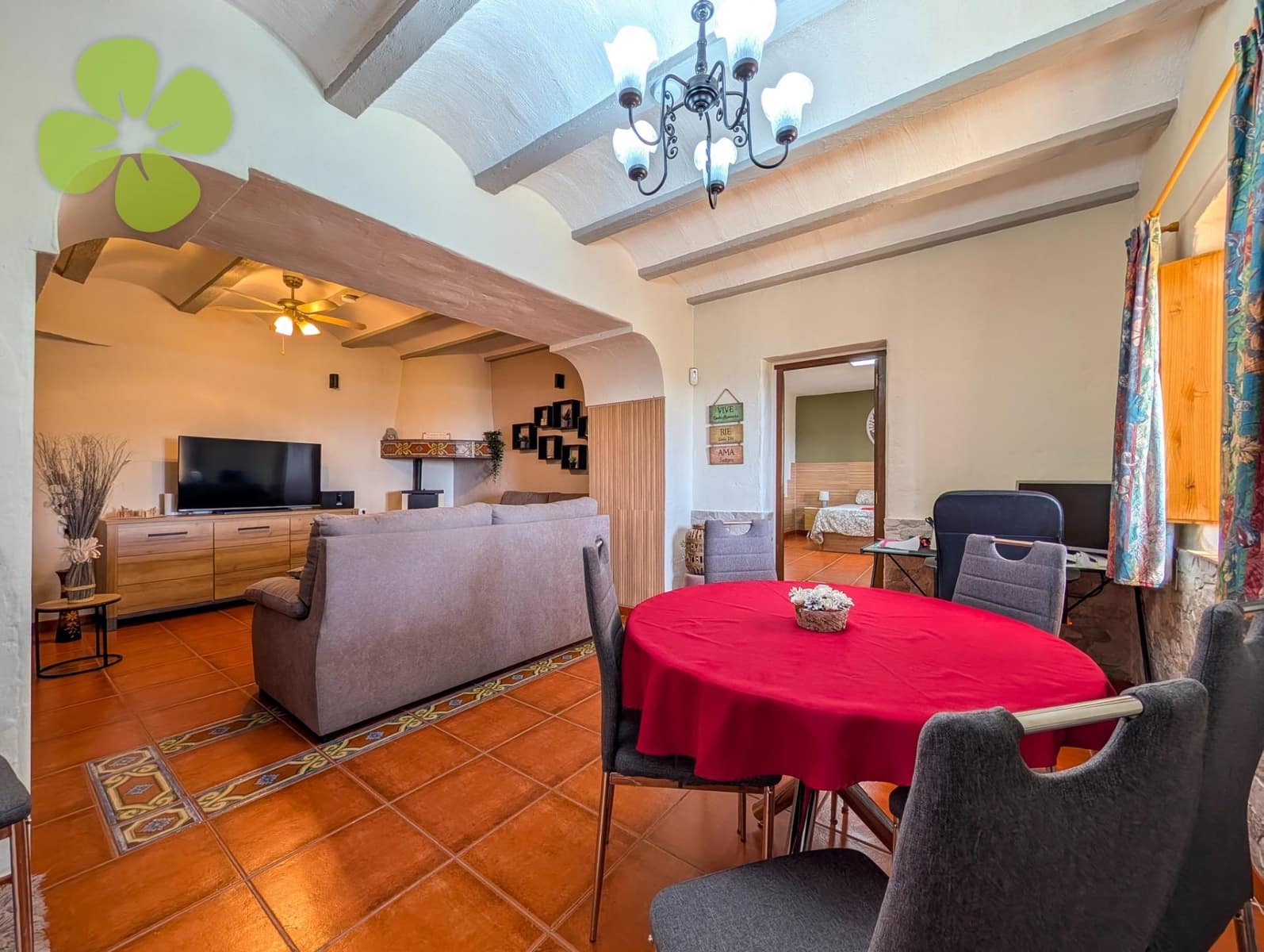 5 soveværelse Finca/Landehus til salg i Arboleas med swimmingpool - € 335.000 (Ref: 9145699)