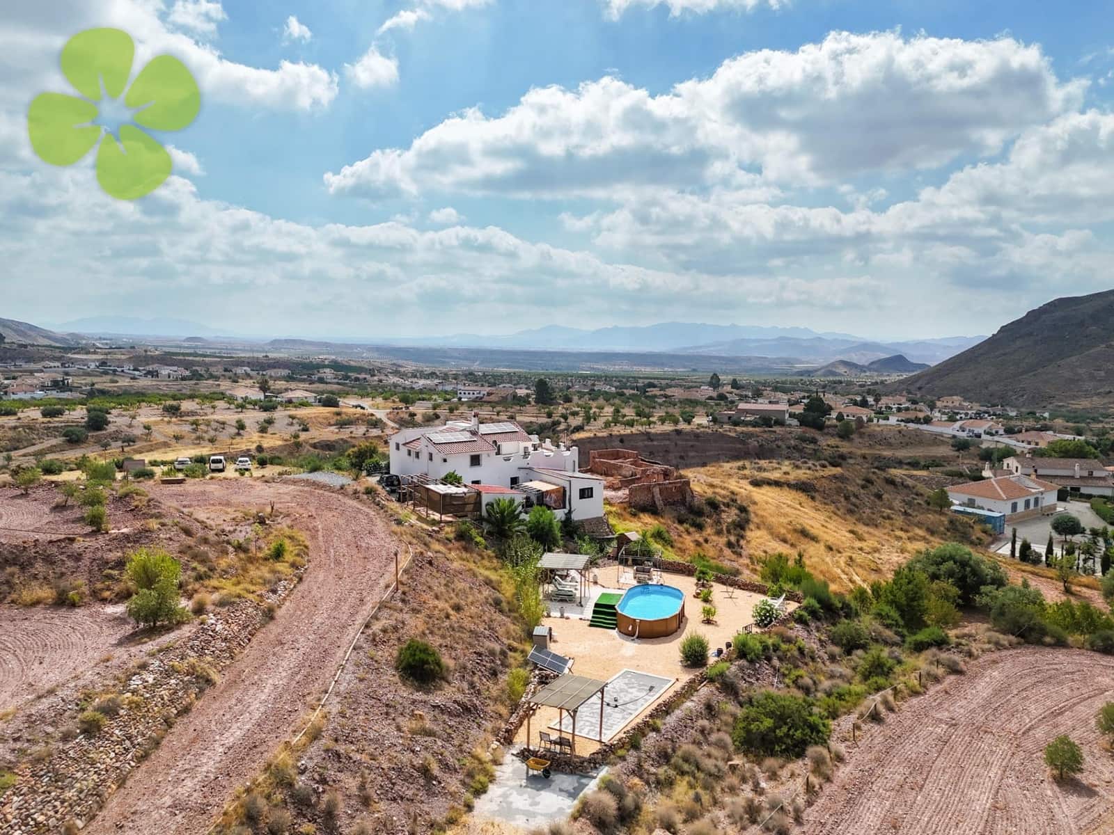 5 soveværelse Finca/Landehus til salg i Arboleas med swimmingpool - € 335.000 (Ref: 9145699)