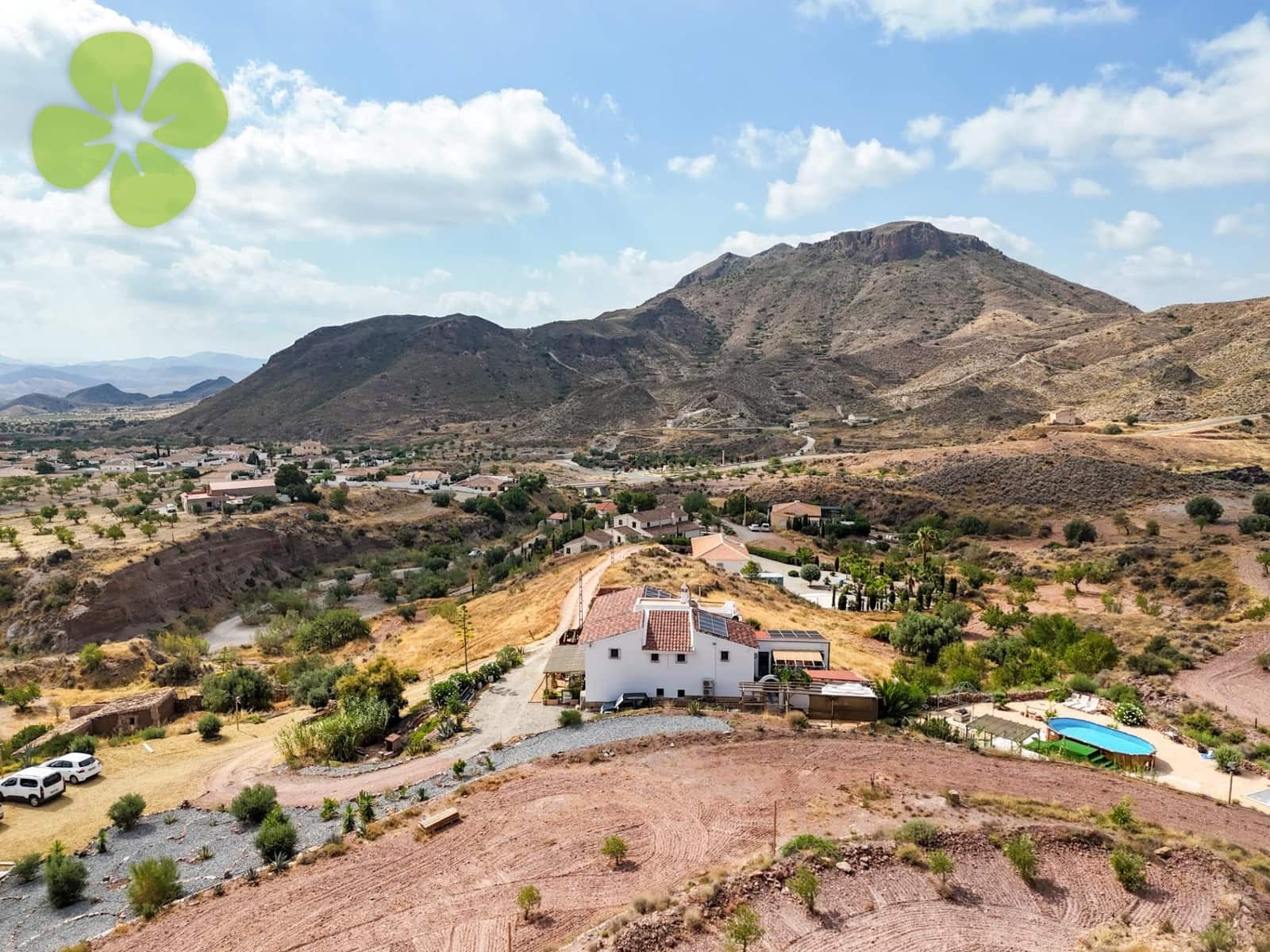 5 soveværelse Finca/Landehus til salg i Arboleas med swimmingpool - € 335.000 (Ref: 9145699)